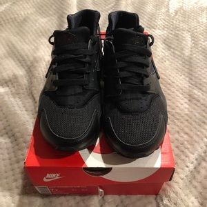 Nike Youth Huaraches | Black